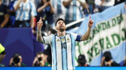 Lionel Messi Raih Treble Winner